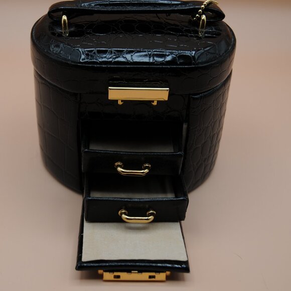 Wolf Designs Croc Embossed Lockable Jewelry Case Box, Black - Picture 5 of 5